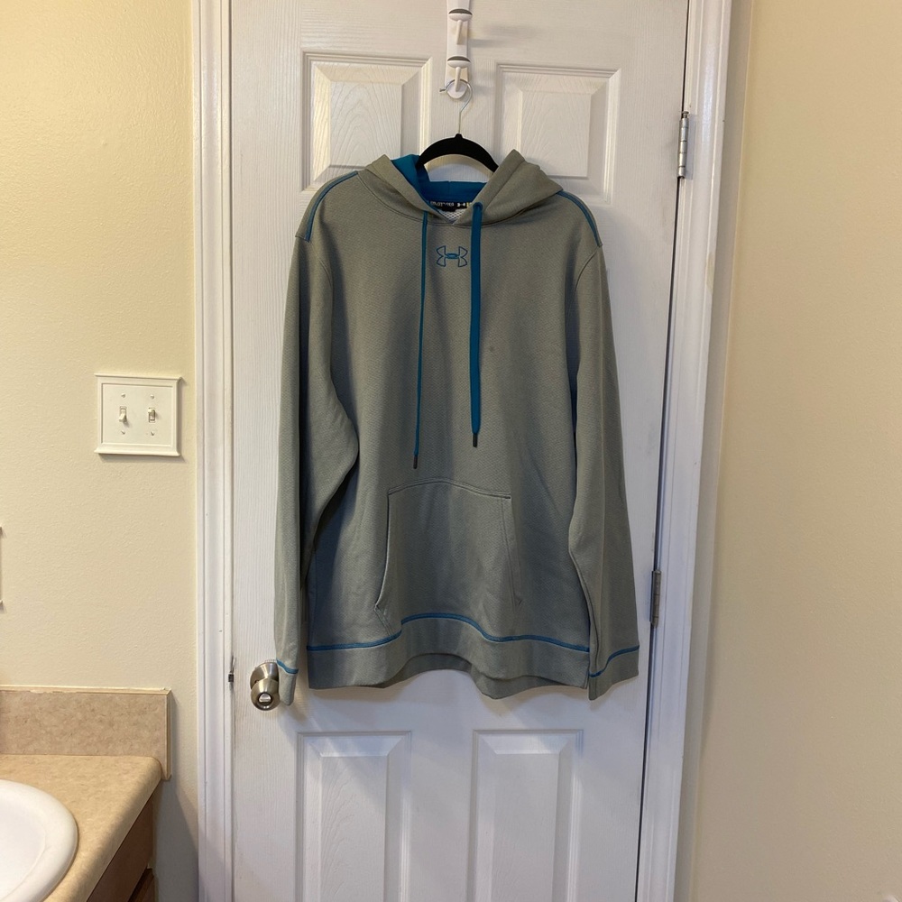 Men’s Under Armour Hoodie. 2XL. GUC